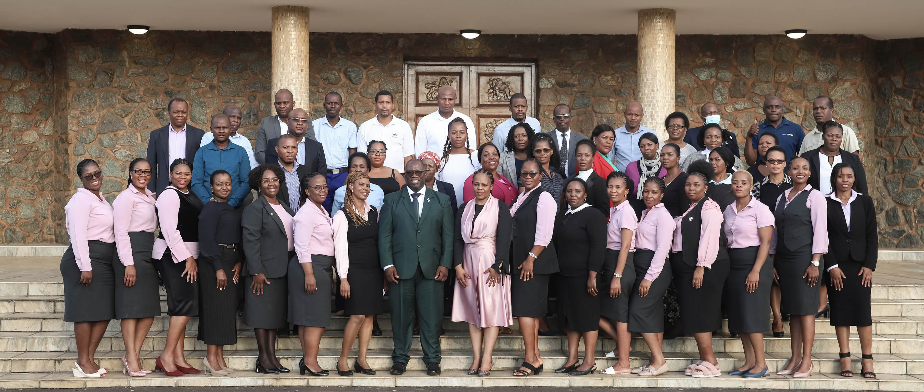 Staff of the Parliamentary Service