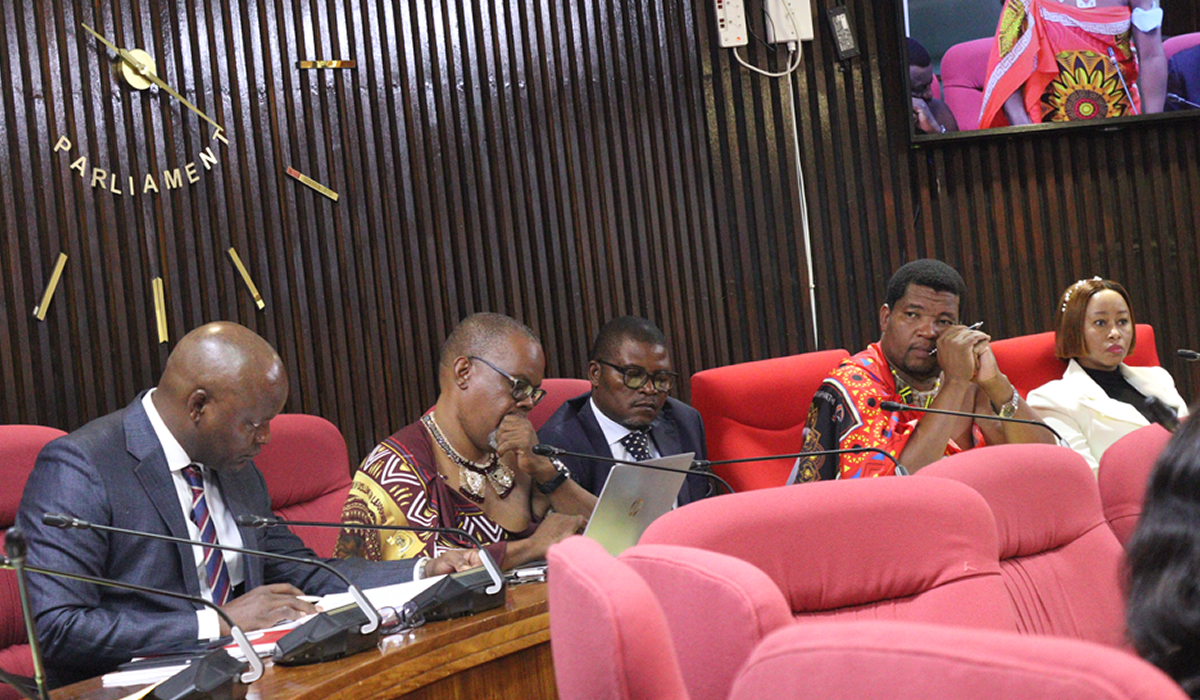 Senate &ndash; Adoption of Committee Reports; Appropriation Bill and Tabling of International Instruments