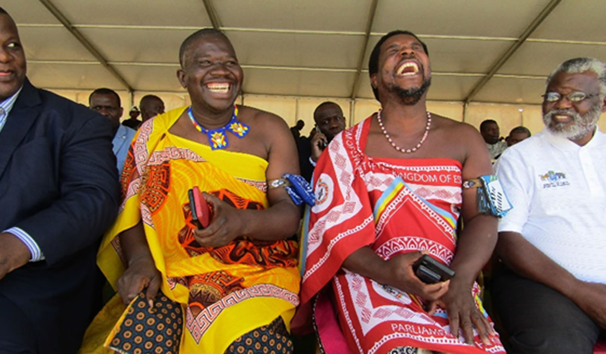 His Majesty King Mswati III officially opens the Nhlangano - Sicunusa Road