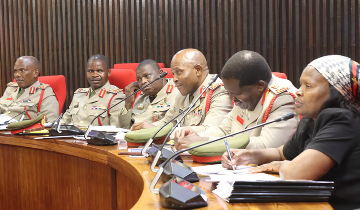 MPs Call for Increased Recruitment and Cross-Border Security Measures